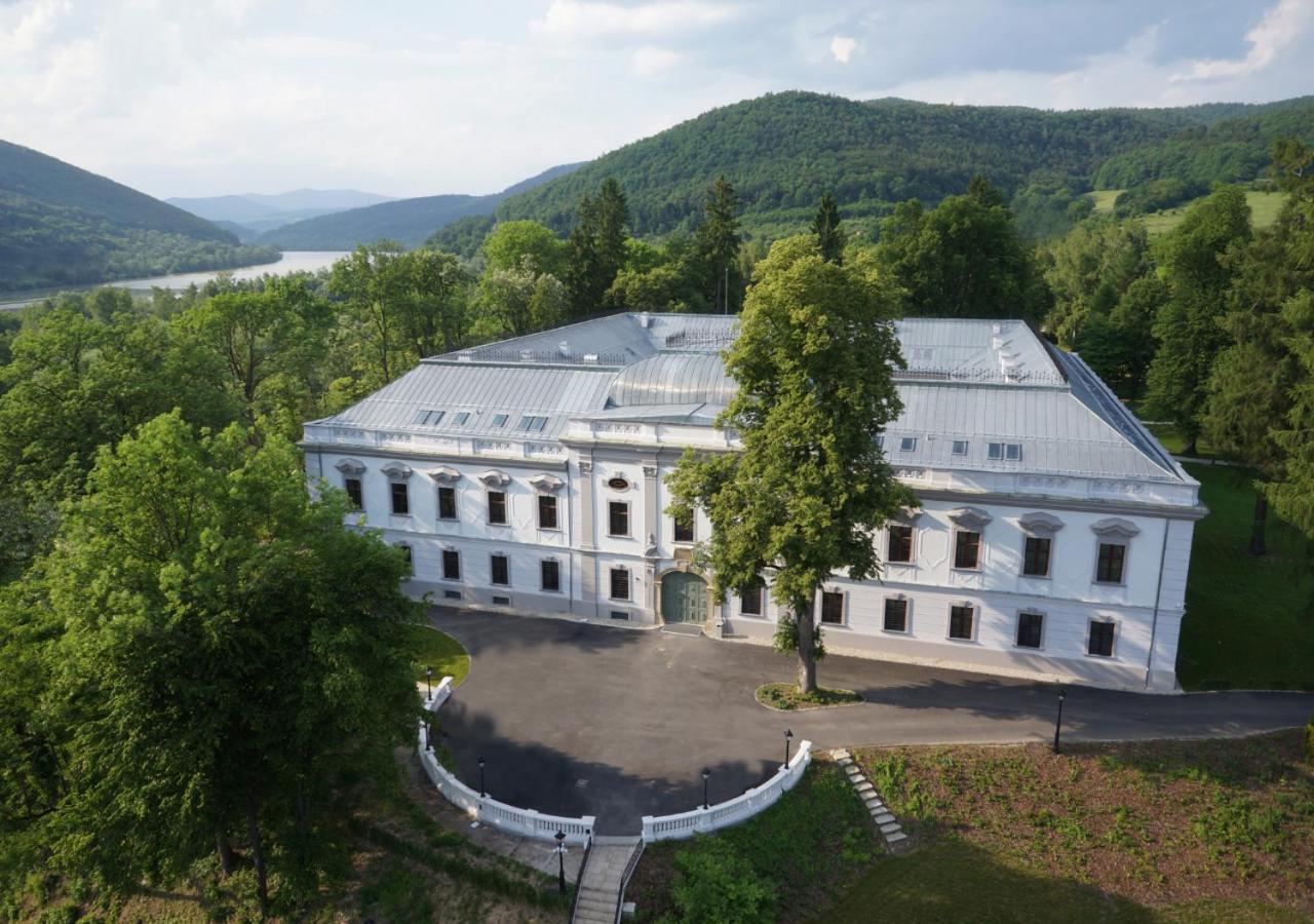 Hotel Gino Park Palace Povazska Bystrica Ngoại thất bức ảnh
