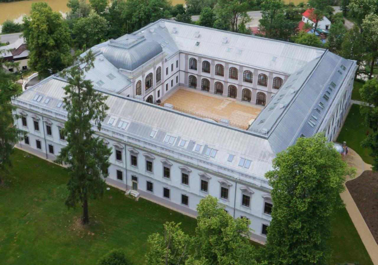 Hotel Gino Park Palace Povazska Bystrica Ngoại thất bức ảnh