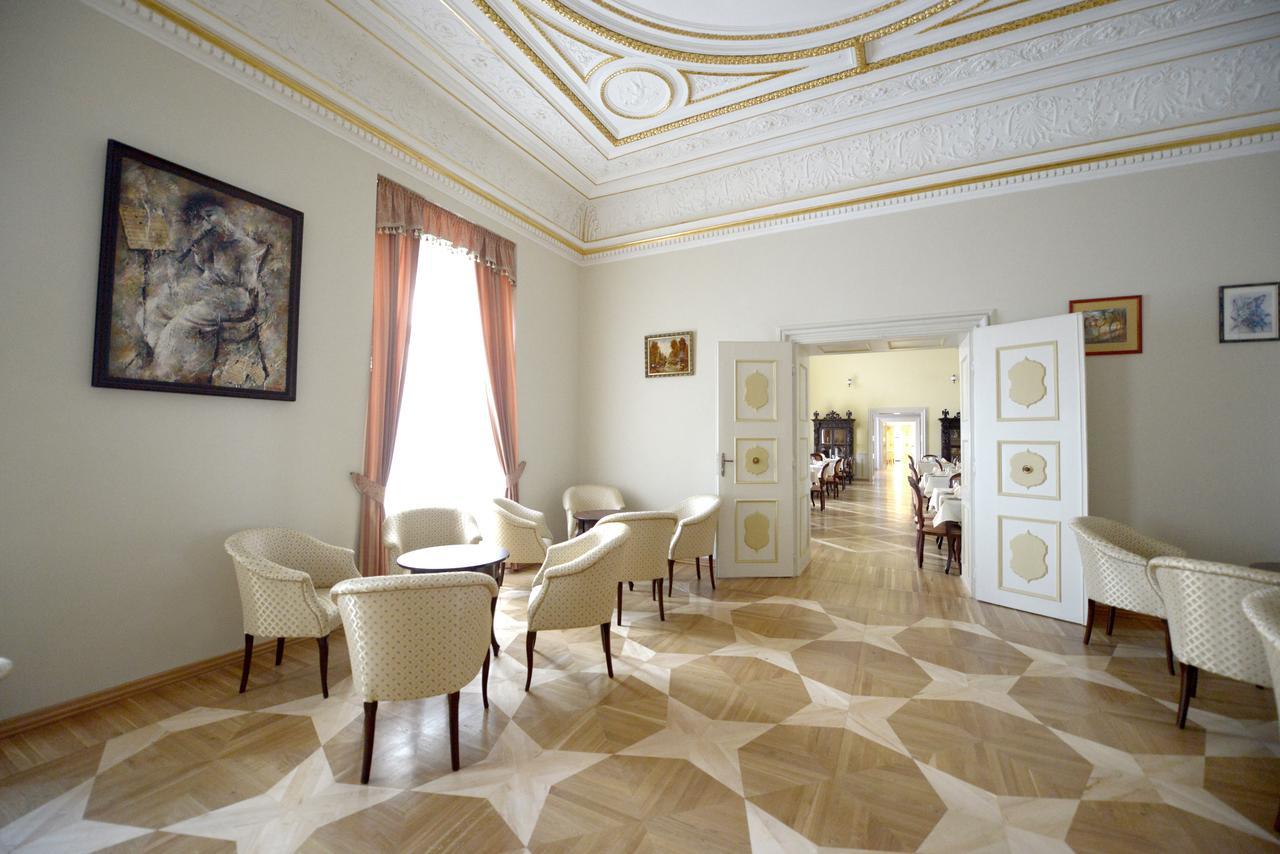 Hotel Gino Park Palace Povazska Bystrica Ngoại thất bức ảnh