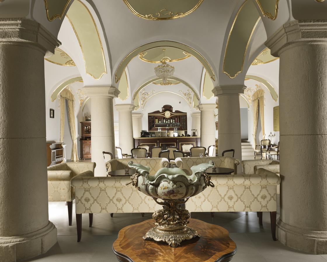 Hotel Gino Park Palace Povazska Bystrica Ngoại thất bức ảnh